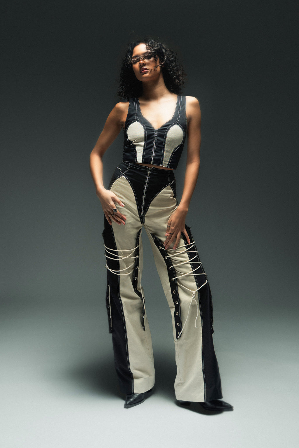 SEAM CORSET PANTS