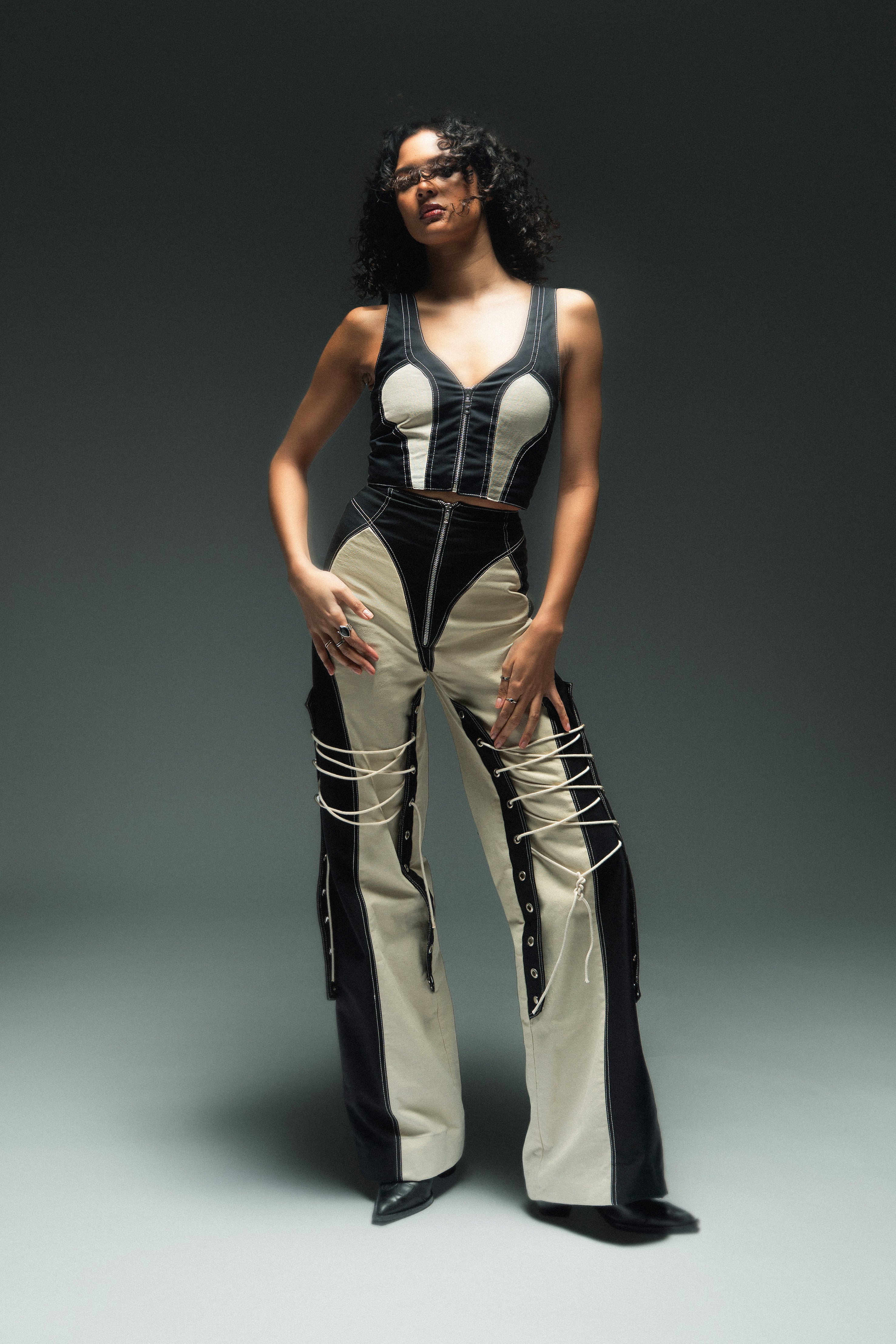 SEAM CORSET PANTS