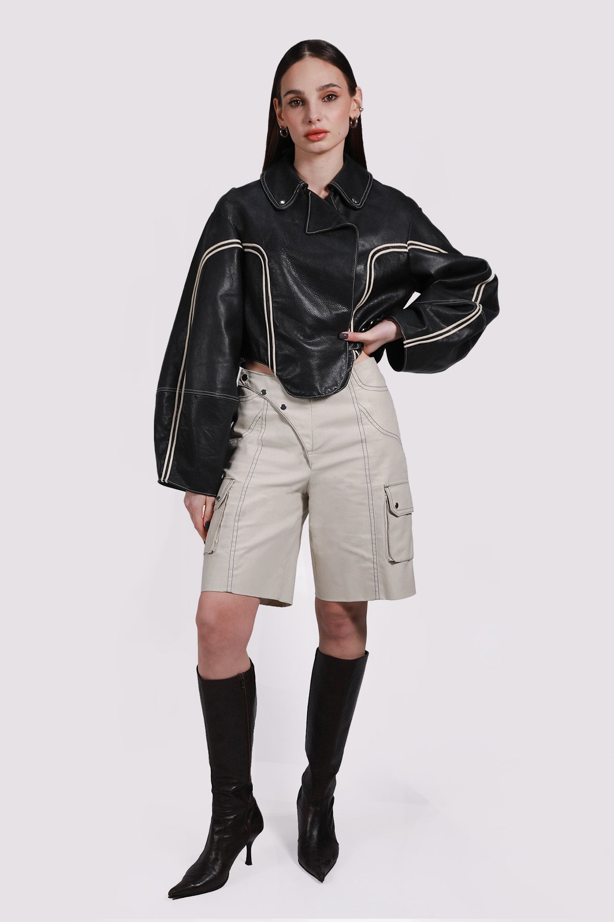 POCKET LINE SHORTS