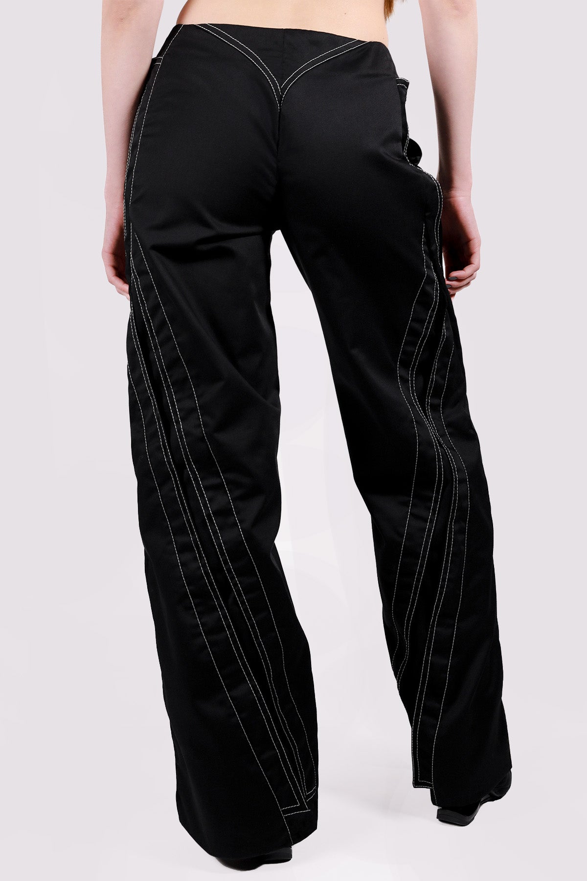 CLASSIC TWISTED SEAM PANTS