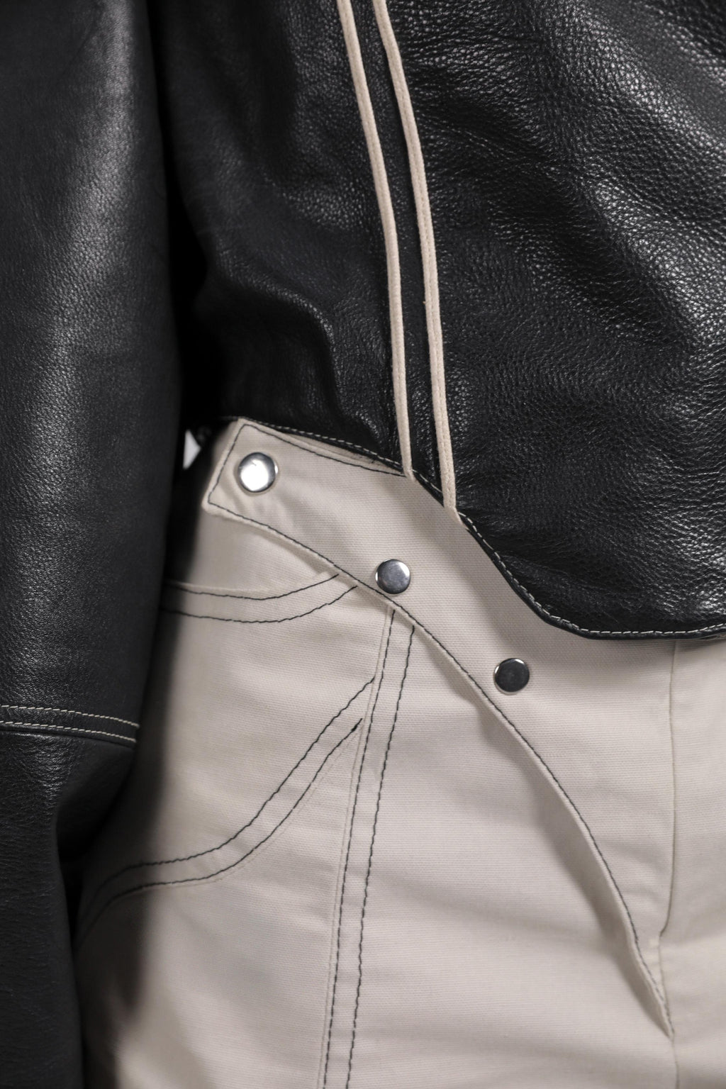 POCKET LINE SHORTS