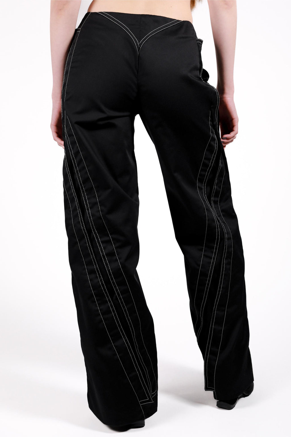 CLASSIC TWISTED SEAM PANTS