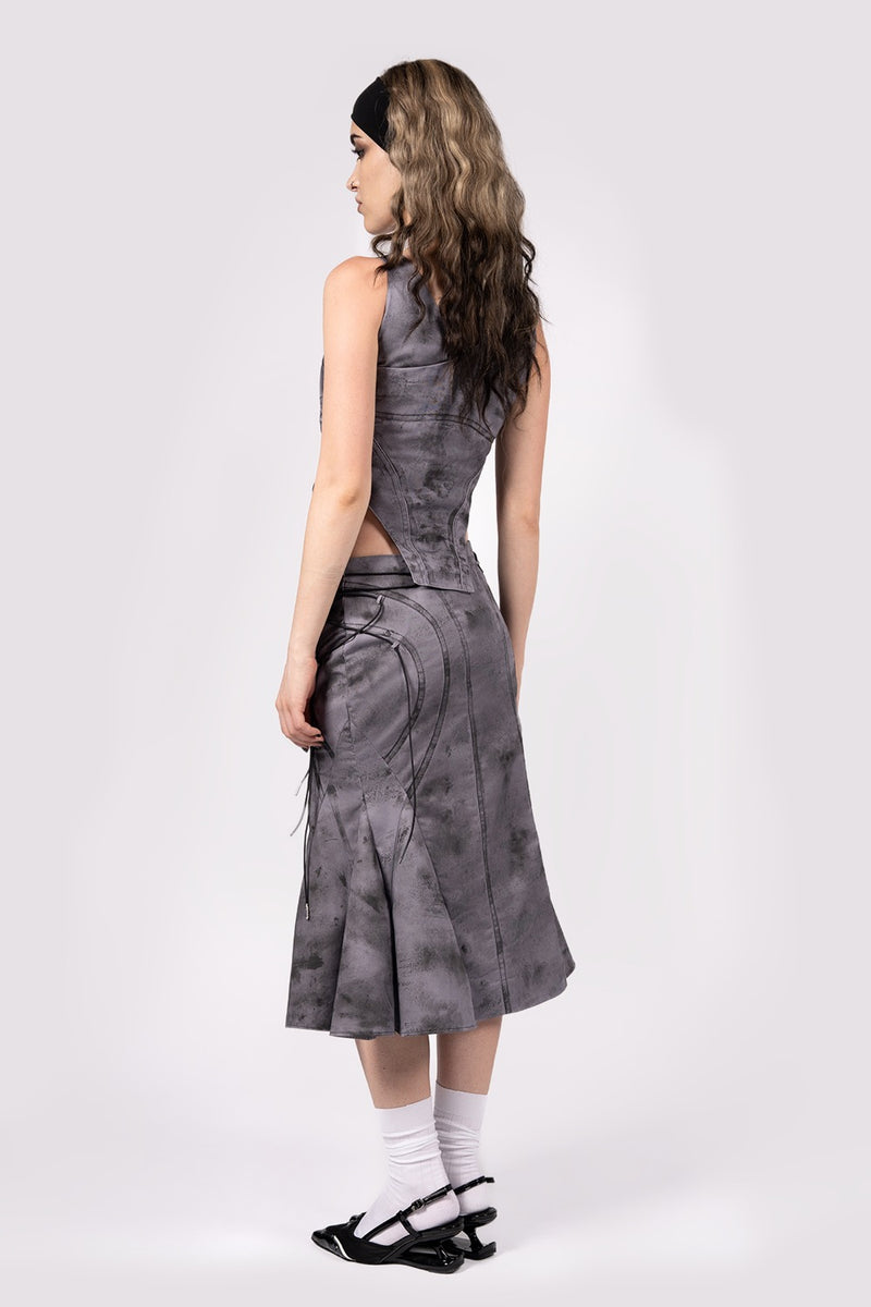 LACED TRUMPET SKIRT