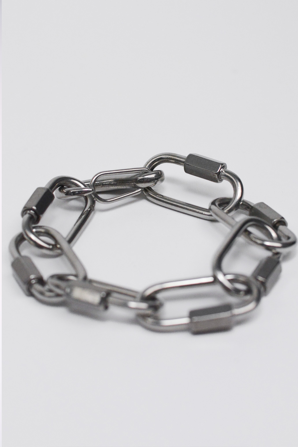 CHAIN BRACELET