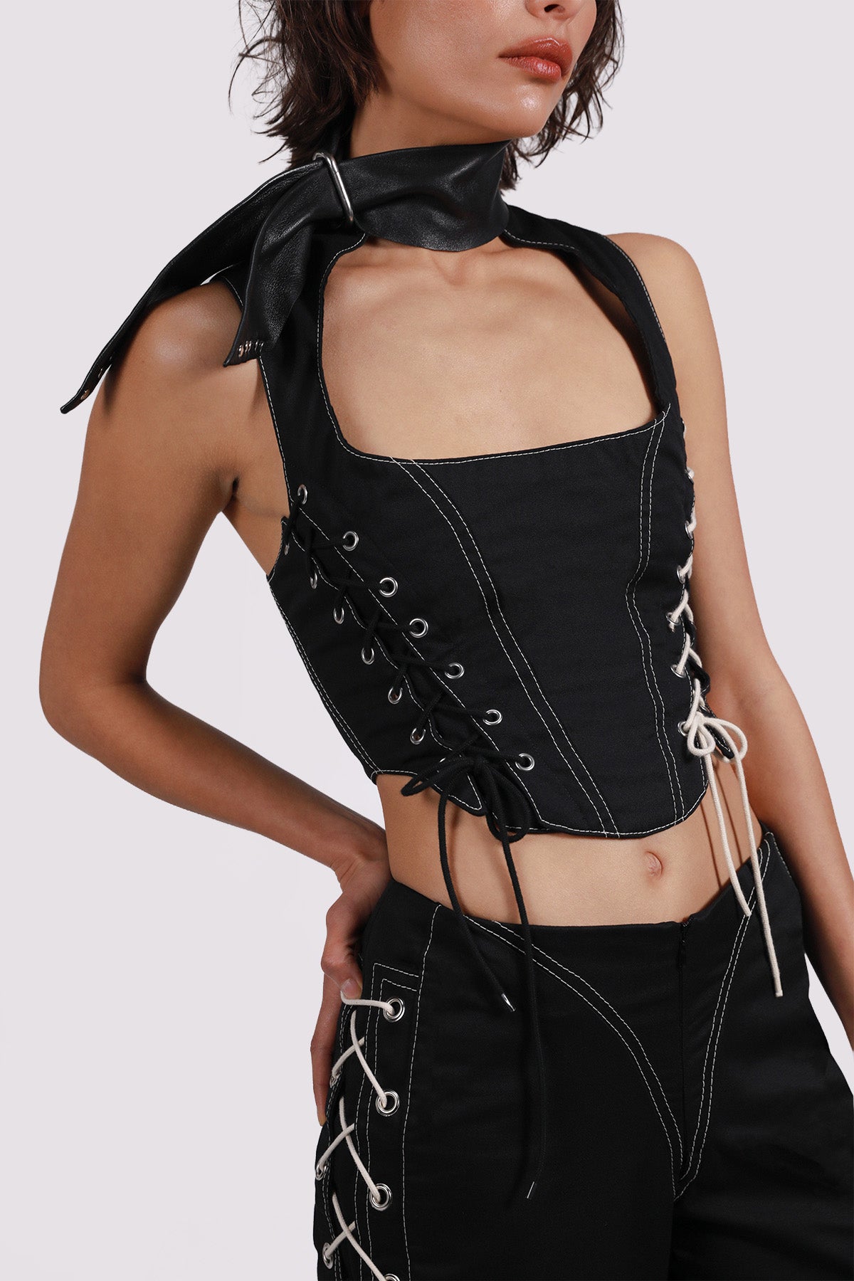 TWISTED CORSET SEAM TOP