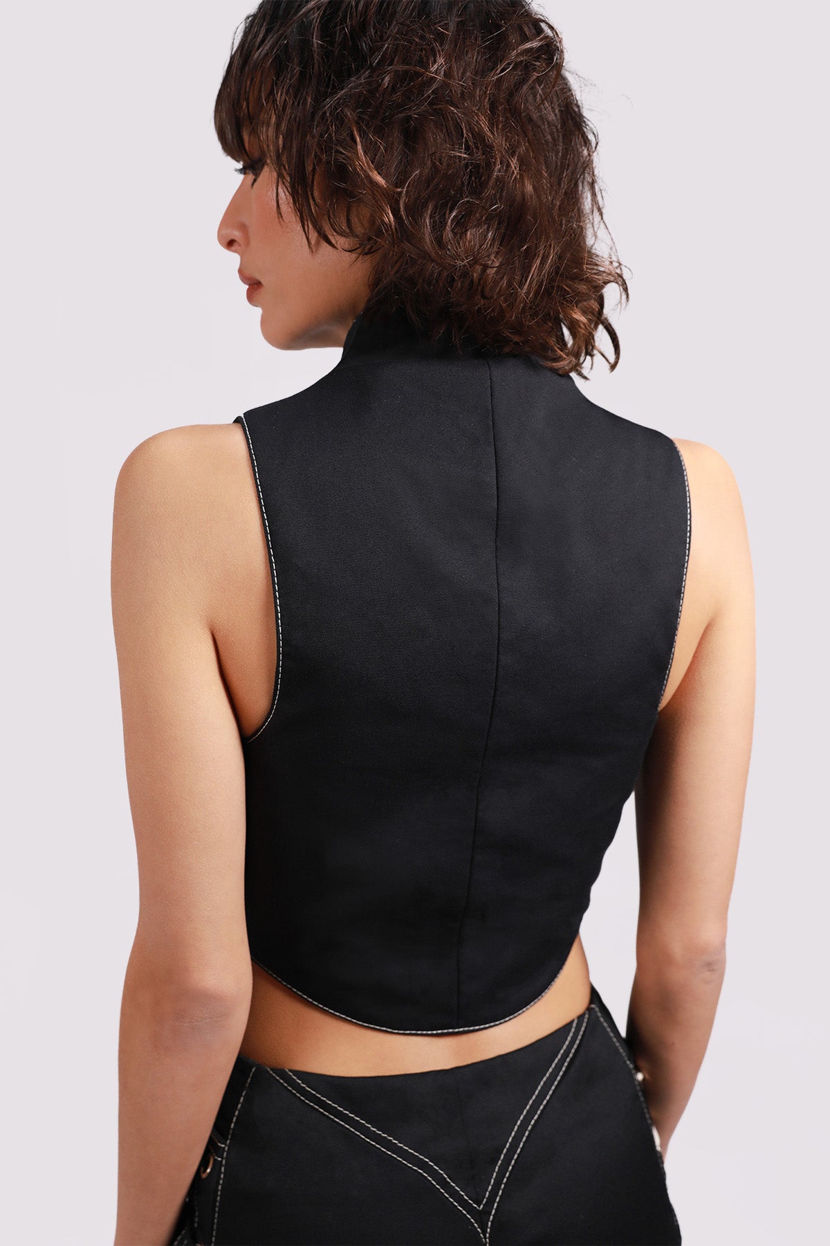 TWISTED CORSET SEAM TOP